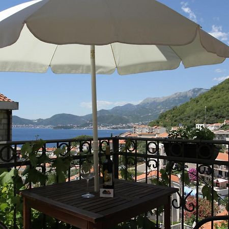 Apartments Muhar Sveti Stefan Εξωτερικό φωτογραφία