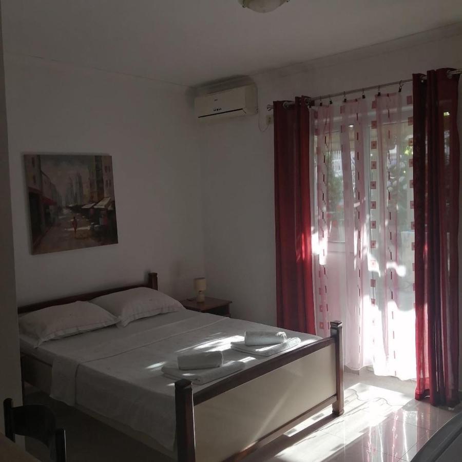 Apartments Muhar Sveti Stefan Εξωτερικό φωτογραφία
