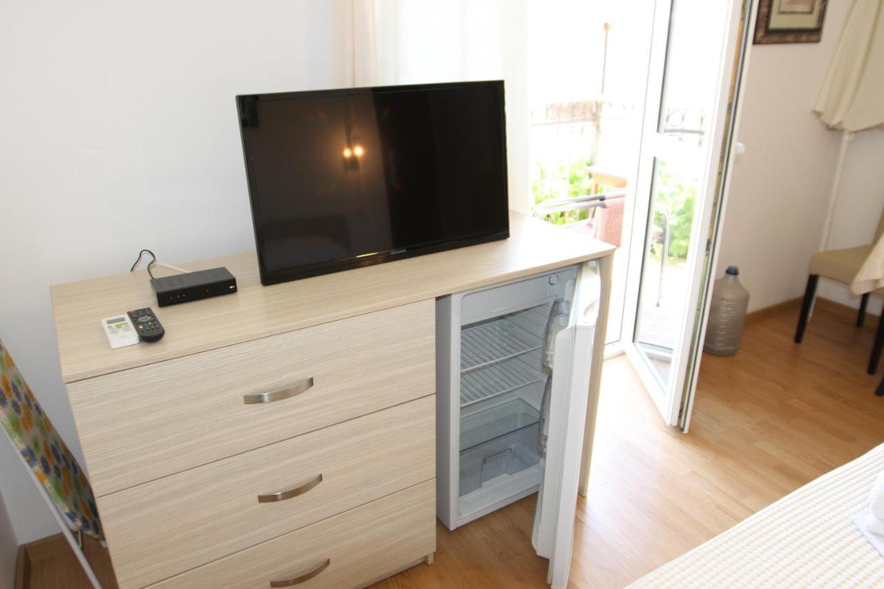 Apartments Muhar Sveti Stefan Εξωτερικό φωτογραφία