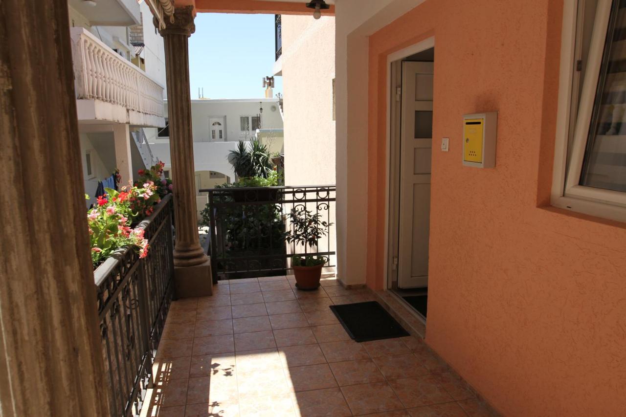 Apartments Muhar Sveti Stefan Εξωτερικό φωτογραφία