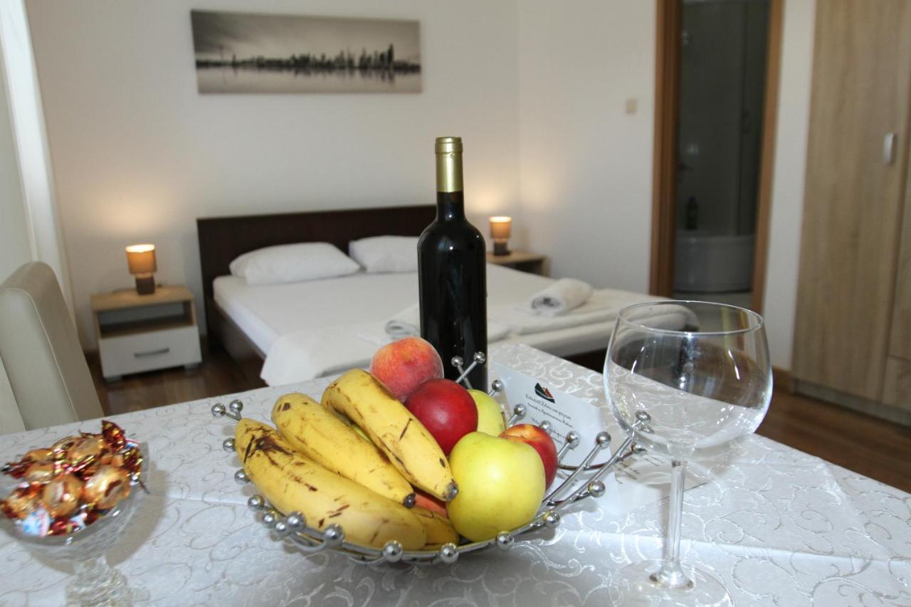 Apartments Muhar Sveti Stefan Εξωτερικό φωτογραφία