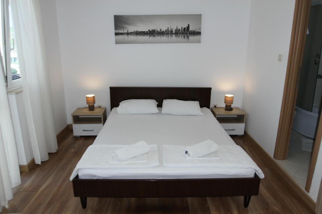 Apartments Muhar Sveti Stefan Εξωτερικό φωτογραφία