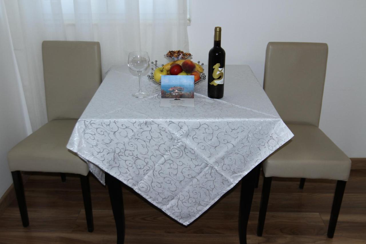 Apartments Muhar Sveti Stefan Εξωτερικό φωτογραφία