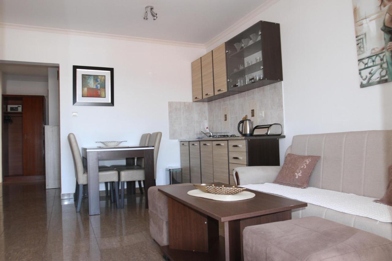 Apartments Muhar Sveti Stefan Εξωτερικό φωτογραφία