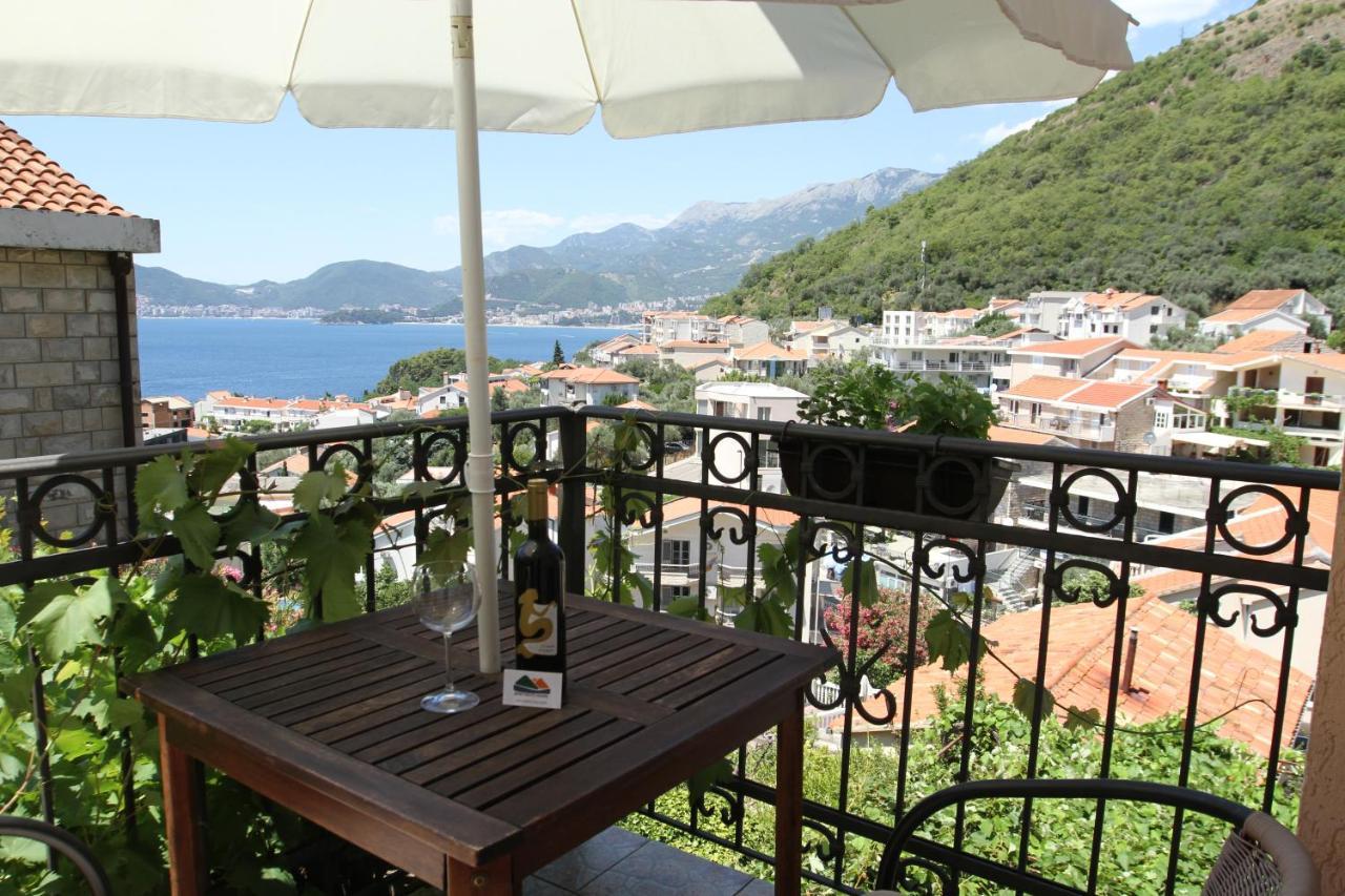 Apartments Muhar Sveti Stefan Εξωτερικό φωτογραφία