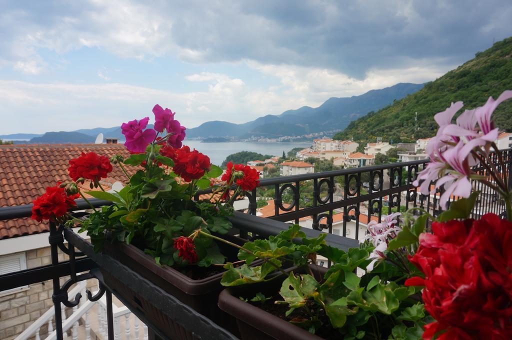 Apartments Muhar Sveti Stefan Εξωτερικό φωτογραφία
